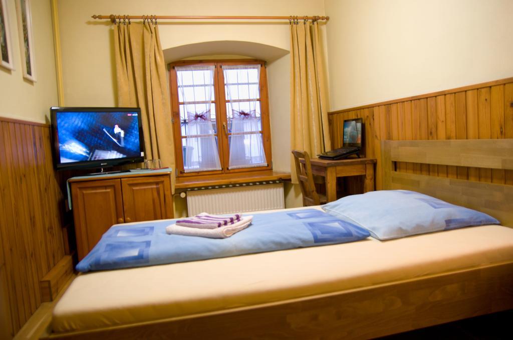 Penzion Pod Branou Poprad Buitenkant foto