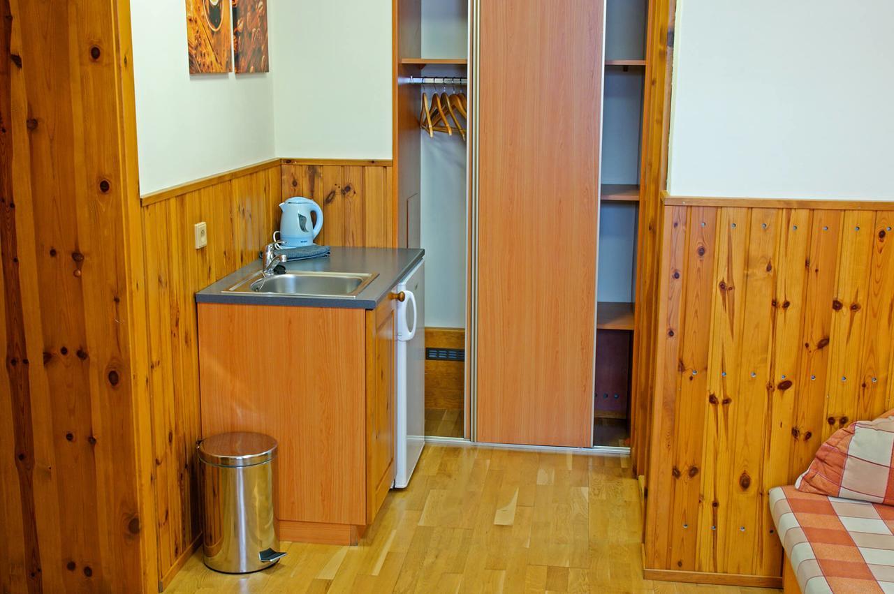 Penzion Pod Branou Poprad Buitenkant foto